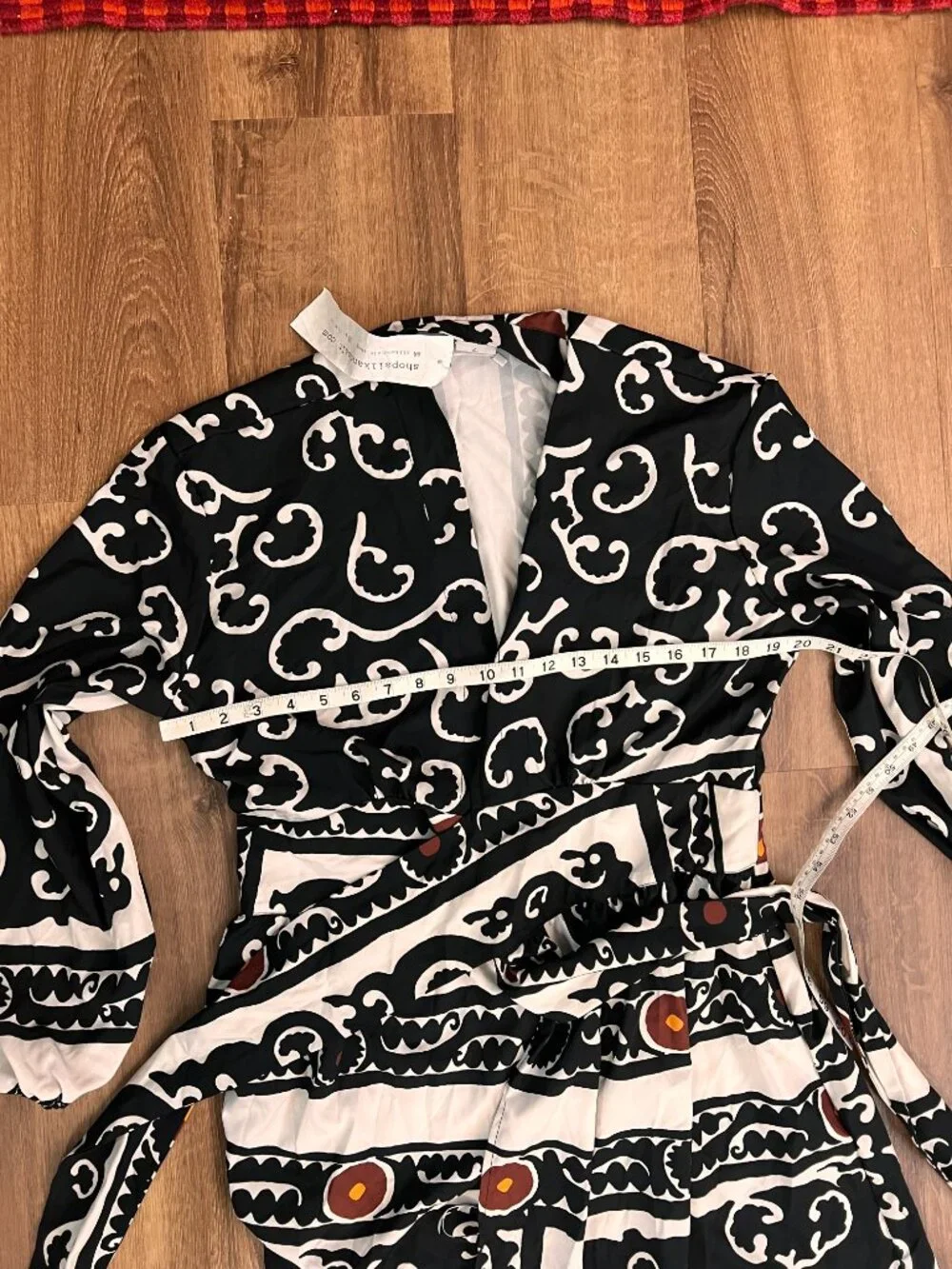 Black & White Printed Long Sleeve Maxi Dress with Belt - Picture 10 of 14